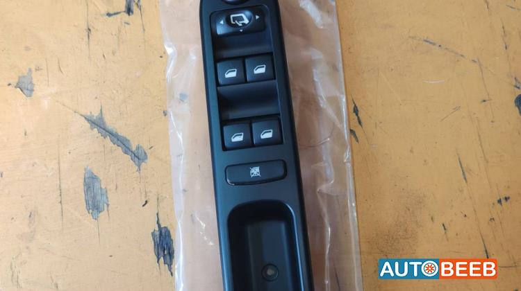 Cabin  Control buttons Peugeot 307