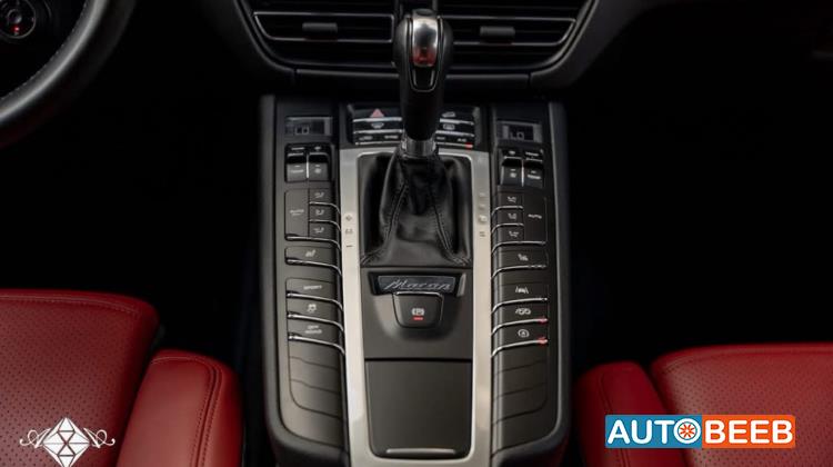 بورش ماكان 2020