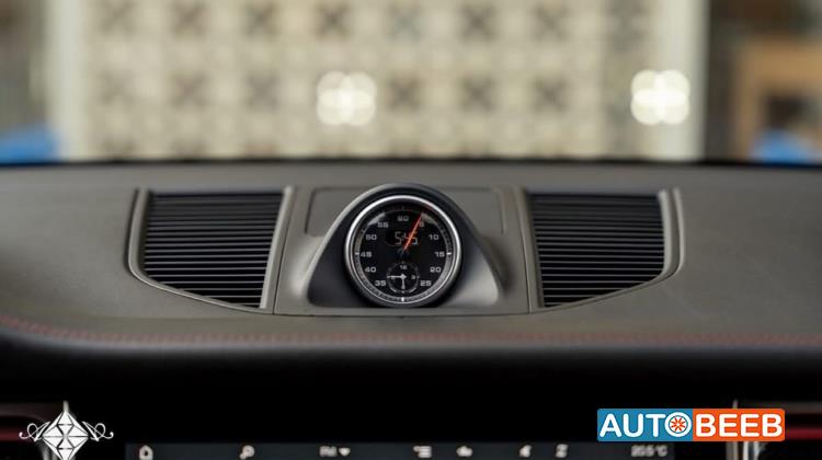 بورش ماكان 2020