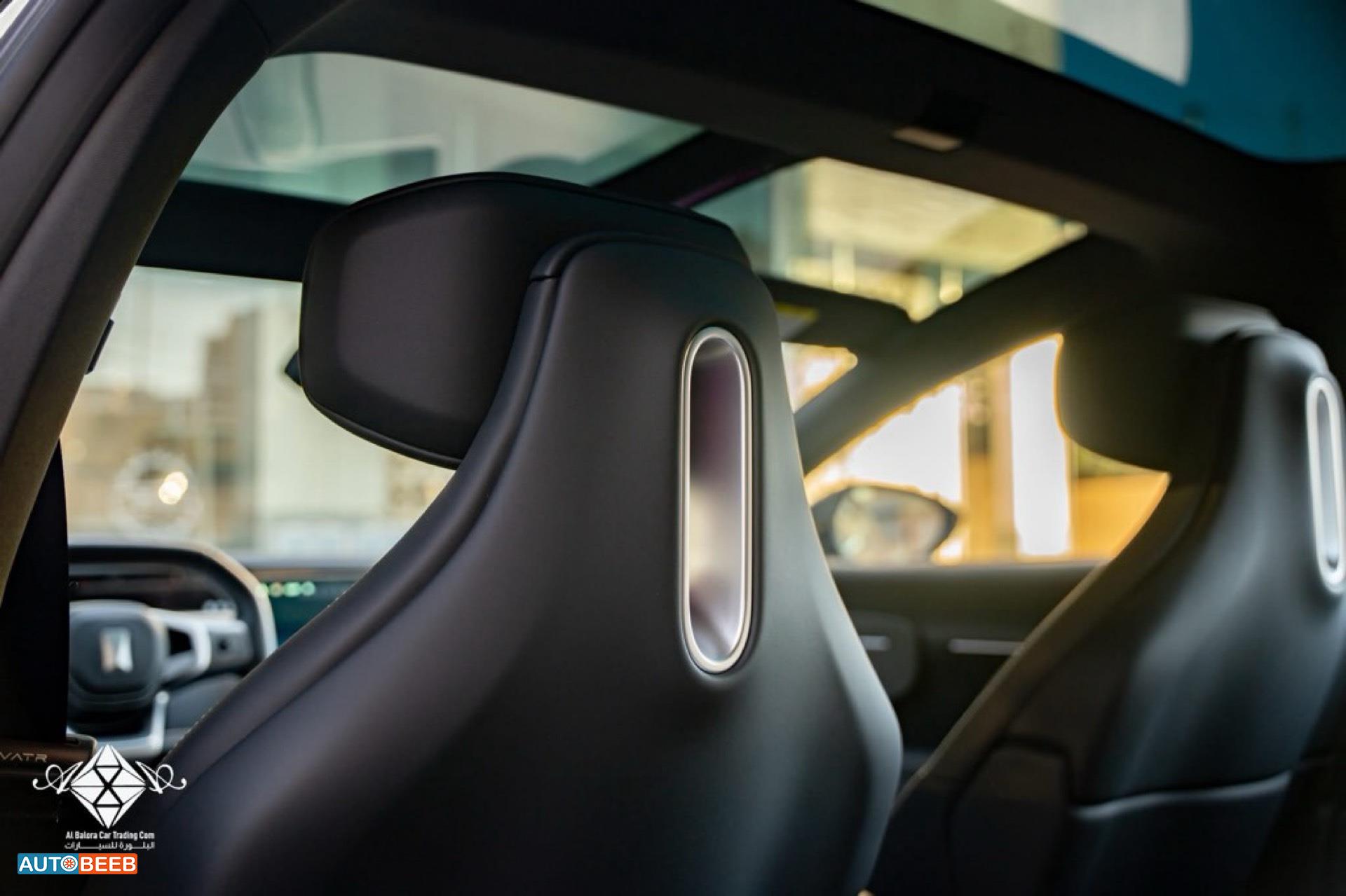 Avatr Model 012 2025