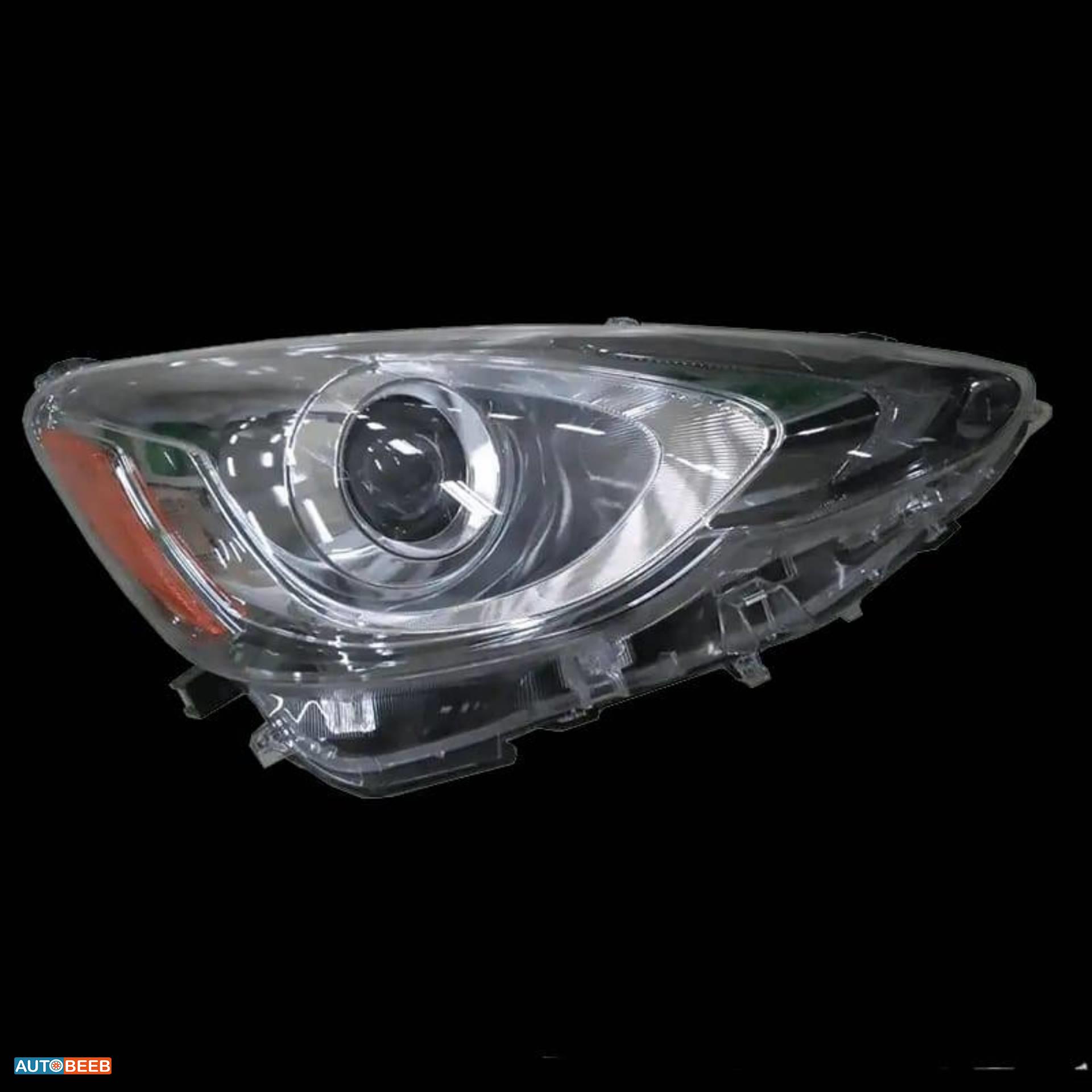 Lights Front light Toyota Prius C