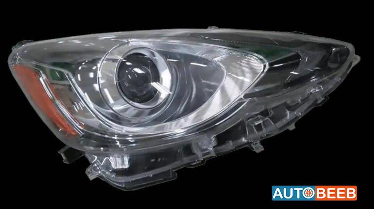 Lights Front light Toyota Prius C