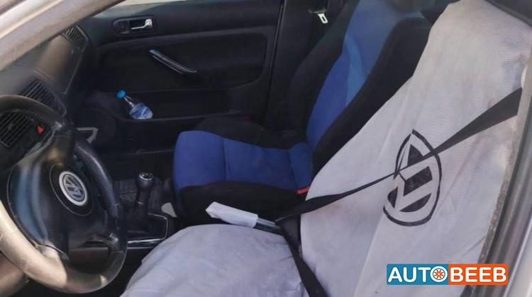 فولكس فاجن جولف MK 2001