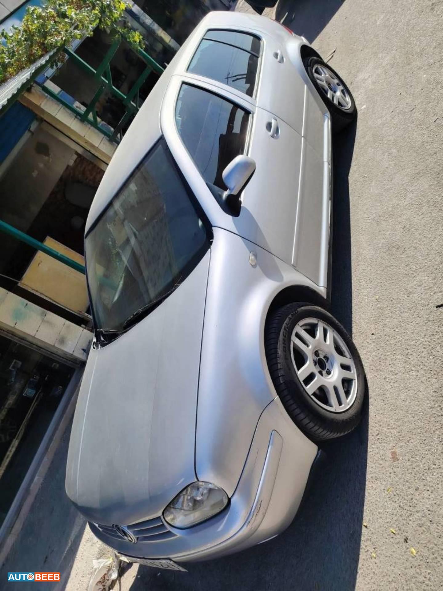 فولكس فاجن جولف MK 2001