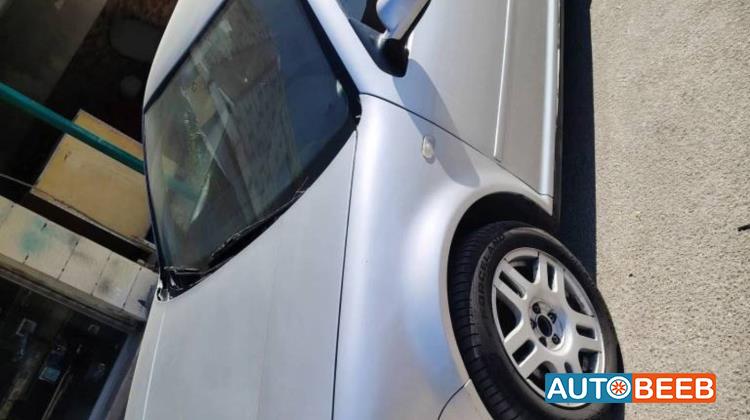 فولكس فاجن جولف MK 2001