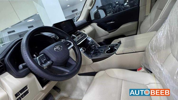 Toyota Land Cruiser 2025