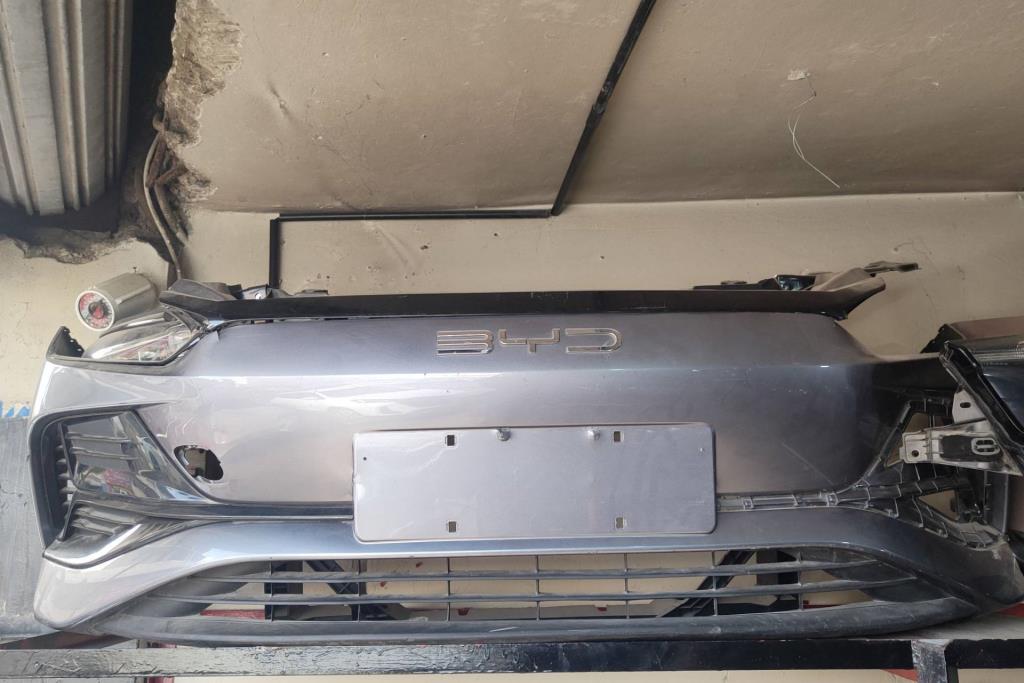 واجهة أمامية طمبون اضوية يمين شمال بي واي دي e2 2024 2025