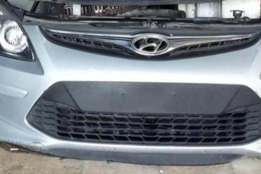 واجهة أمامية طمبون اضوية يمين شمال هيونداي i30 2014 2015