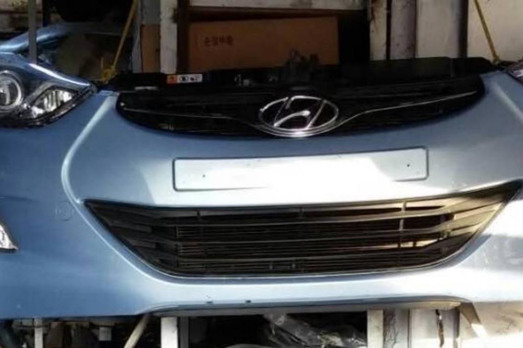 واجهة أمامية طمبون اضوية يمين شمال هيونداي النترا md 2010 2011 2012