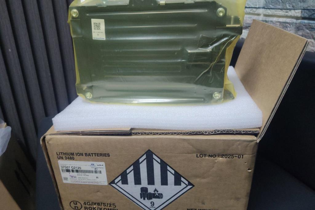 بطاريه مدمجة هيونداي ايونيك كيا نيرو 2017 2018 2019 2020