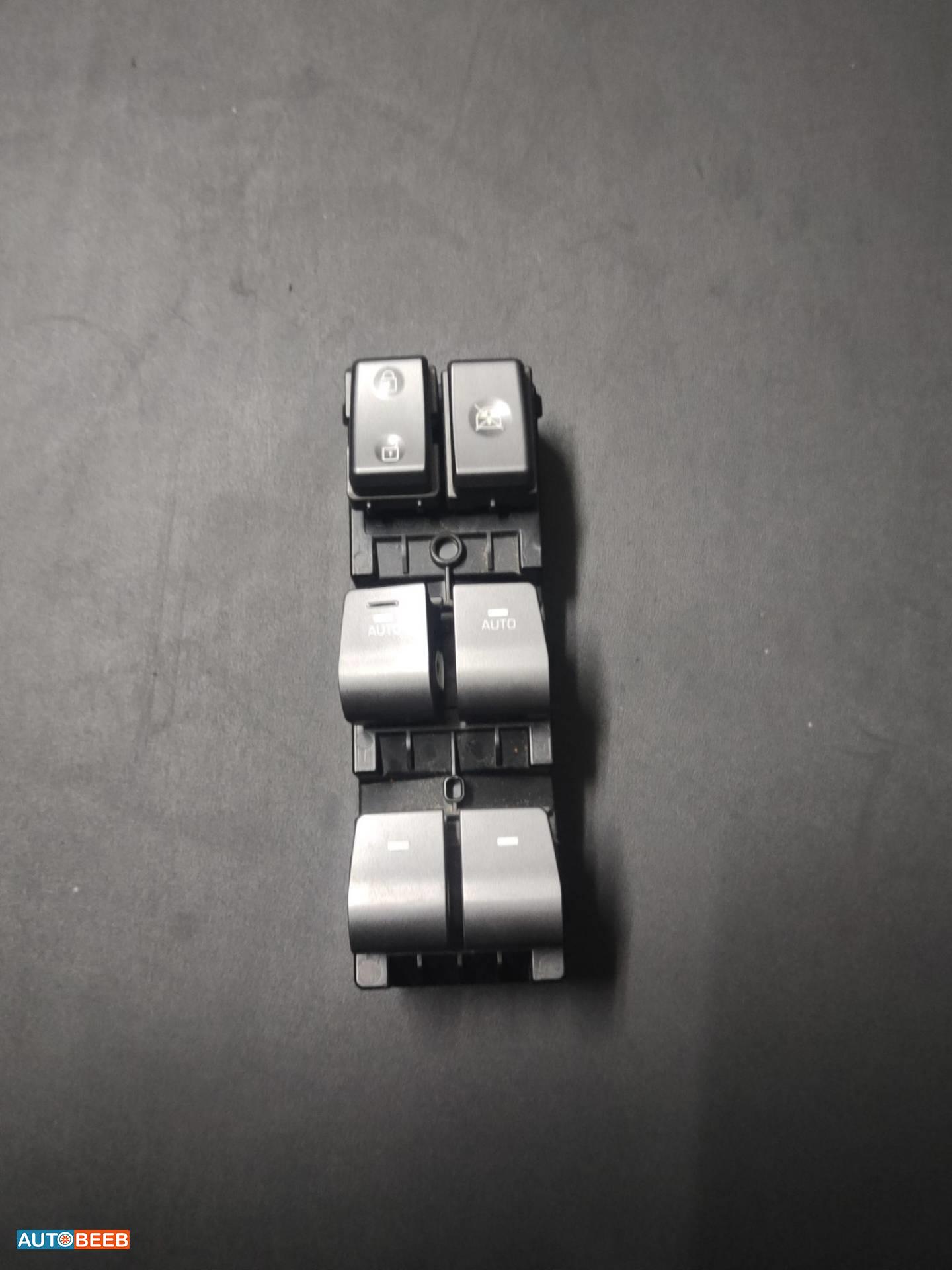 Cabin  Control buttons Hyundai Ioniq