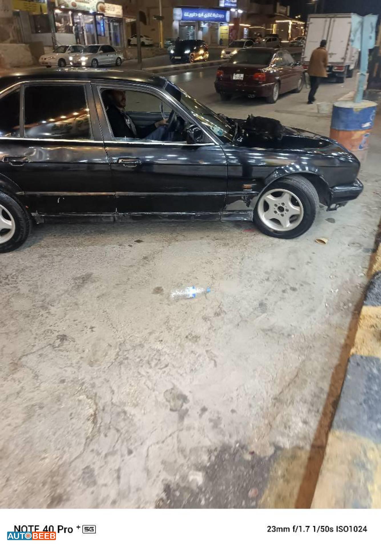 بي ام دبليو 520 1992