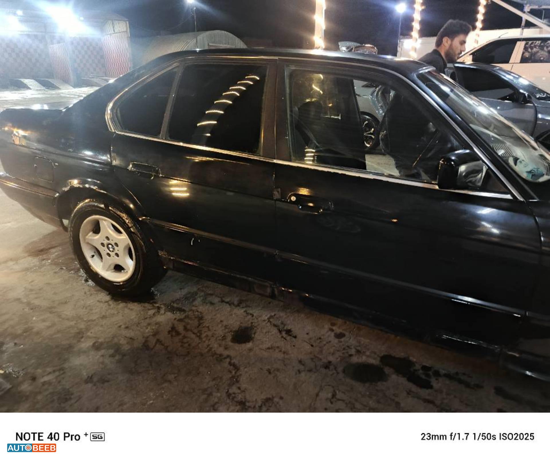 بي ام دبليو 520 1992