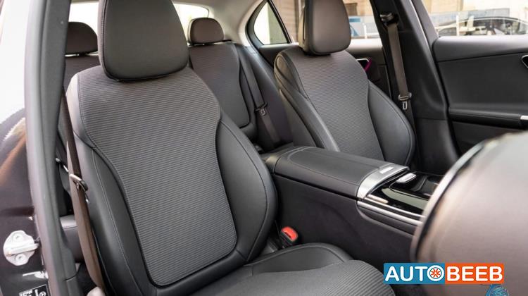 مرسيدس بنز C200 2023