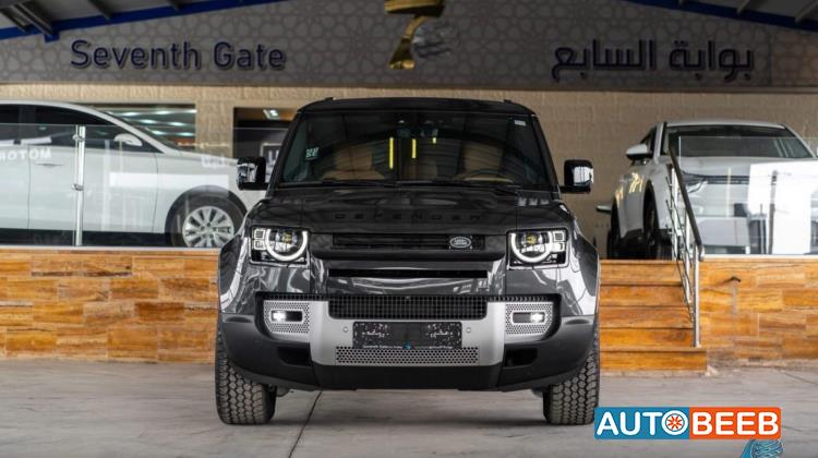 Land Rover Defender 2024