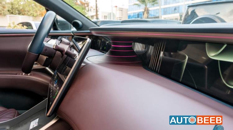 Avatr Model 011 2023