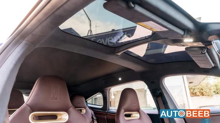 Avatr Model 011 2023