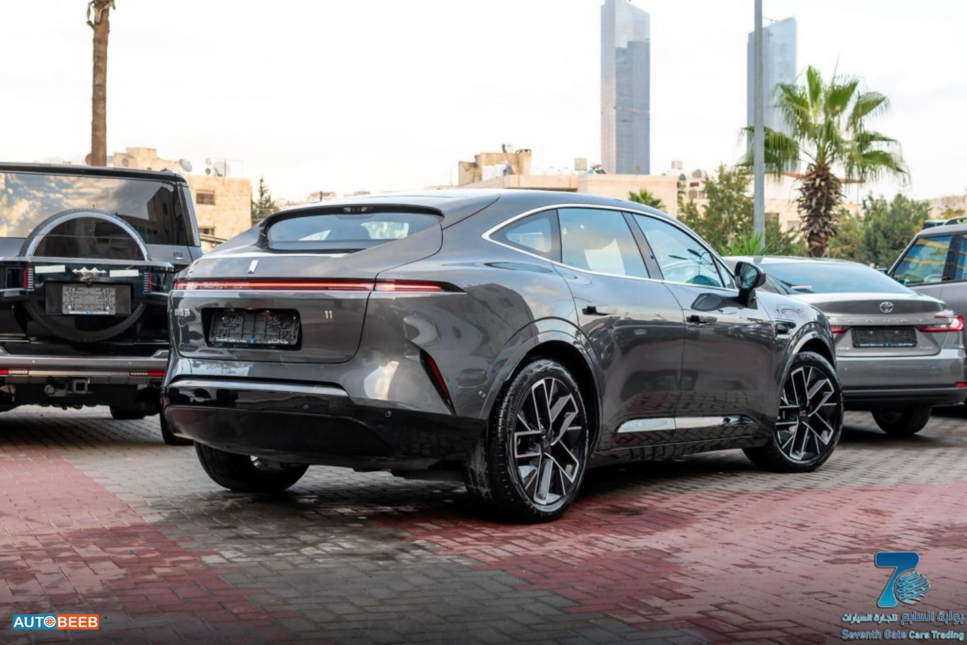 Avatr Model 011 2023