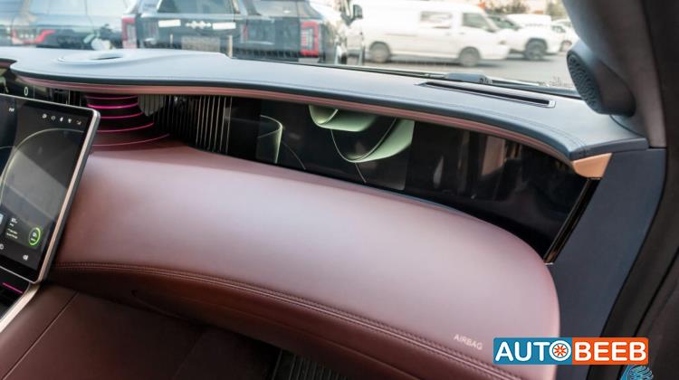 Avatr Model 011 2023