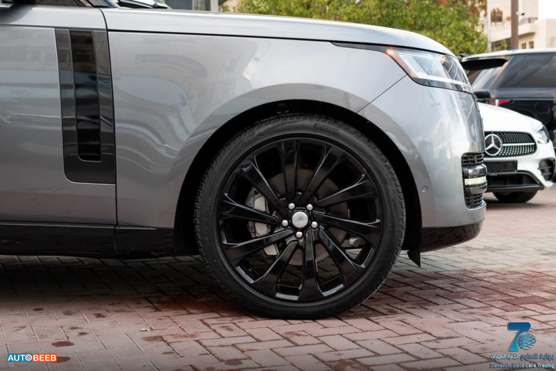 لاندروفر رنج روفر فوج 2023