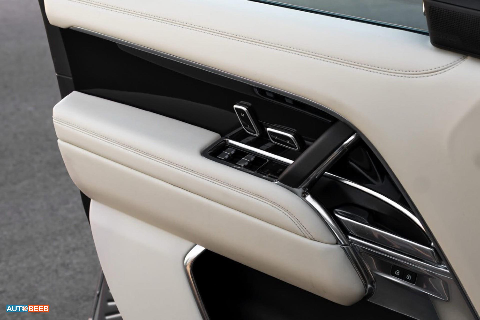 لاندروفر رنج روفر فوج 2023