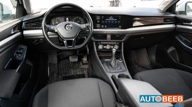 Volkswagen Bora 2021