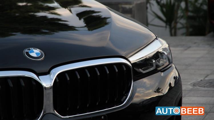 بي ام دبليو 530i 2023