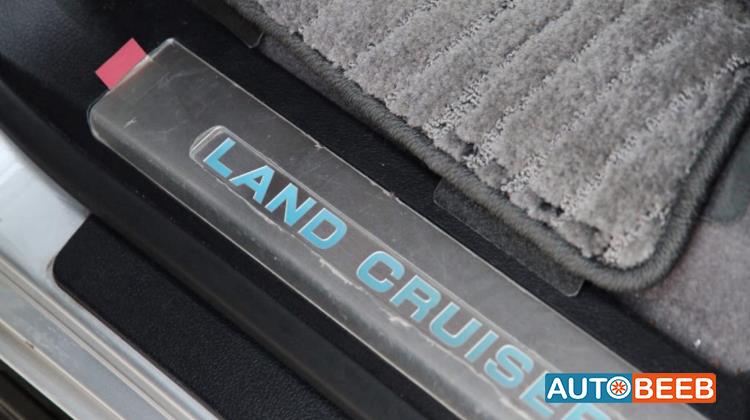 Toyota Land Cruiser 2014