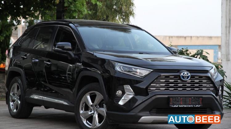 Toyota RAV4 2021