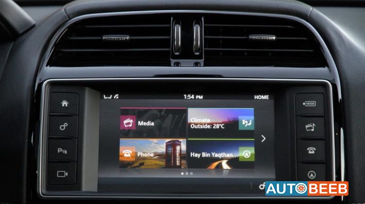 جاكوار F-Pace 2017