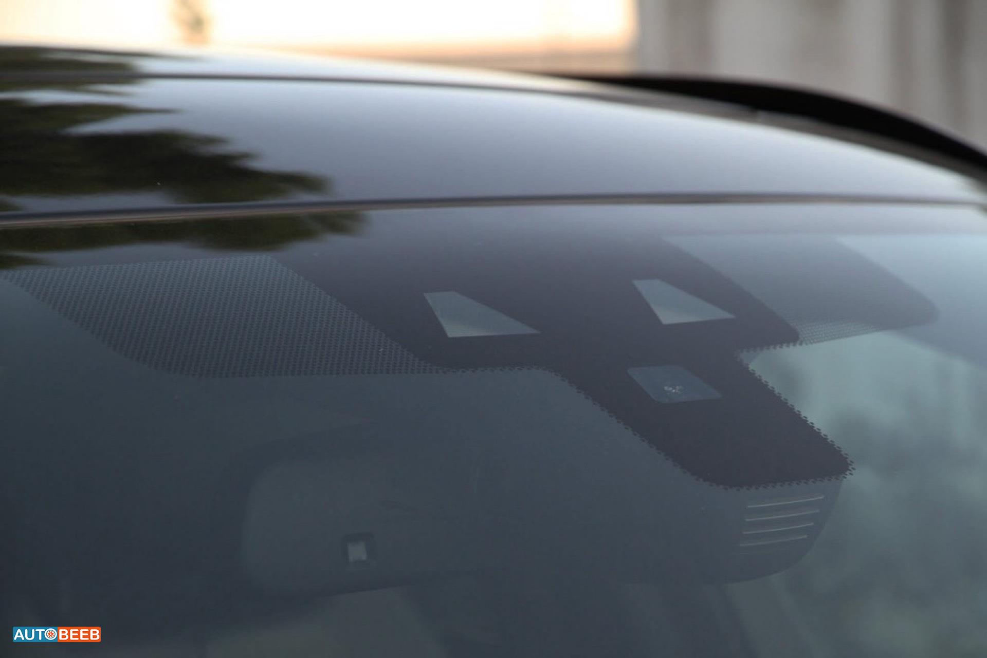 جاكوار F-Pace 2017