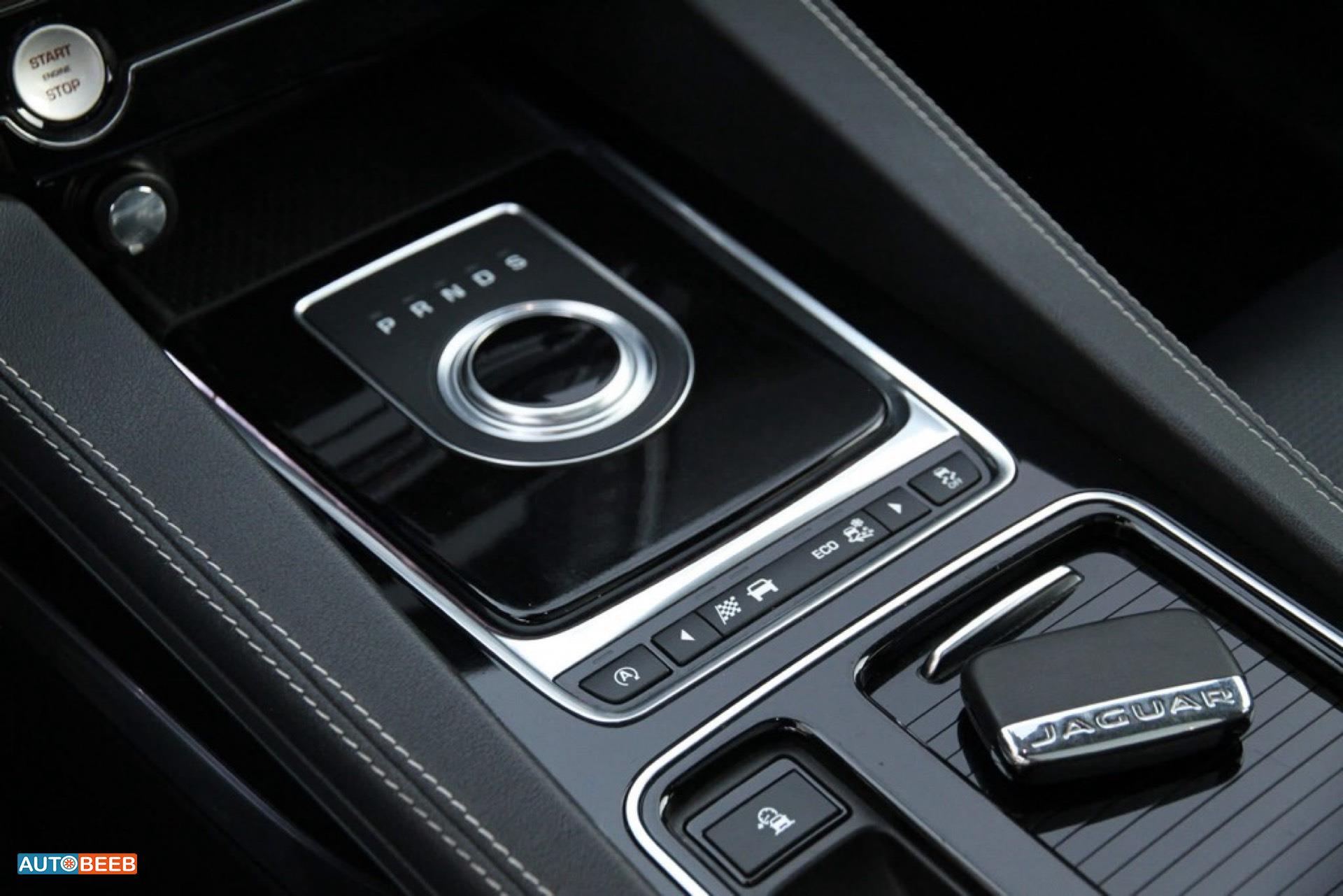 جاكوار F-Pace 2017