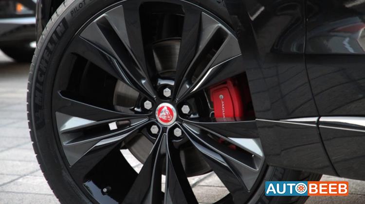 جاكوار F-Pace 2017