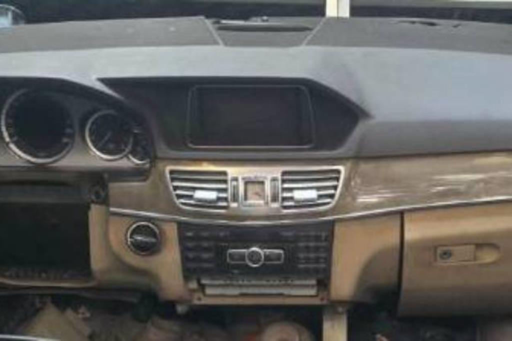 Cabin  Dashboard Mercedes Benz E200
