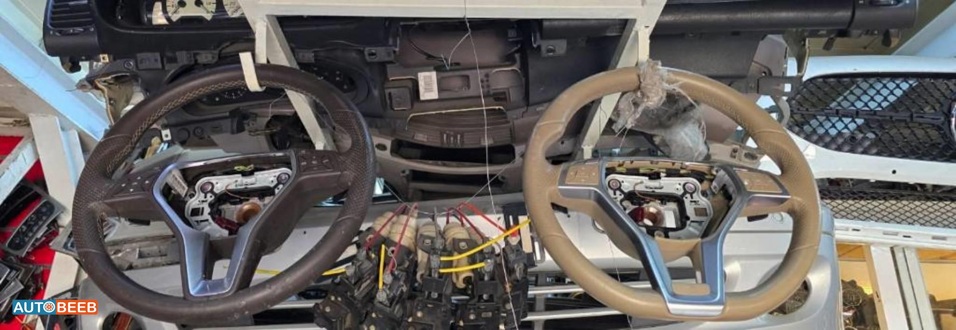 Cabin  Steering Wheel Mercedes Benz E200