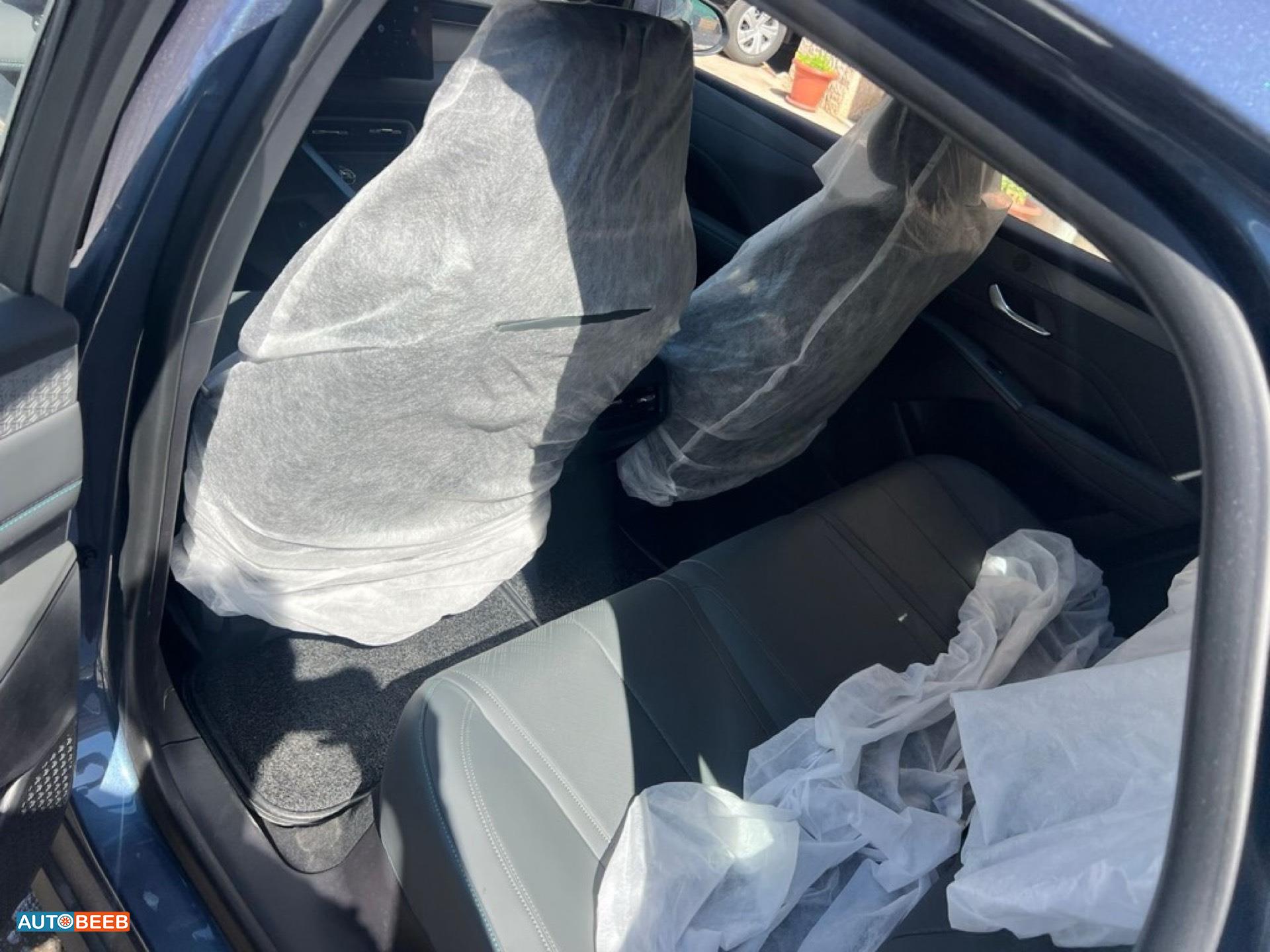 بي واي دي كين 2025