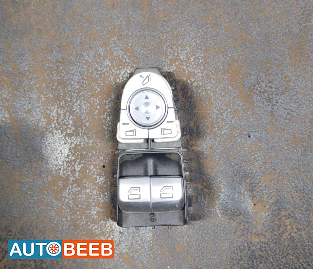 Cabin  Control buttons Mercedes Benz C200