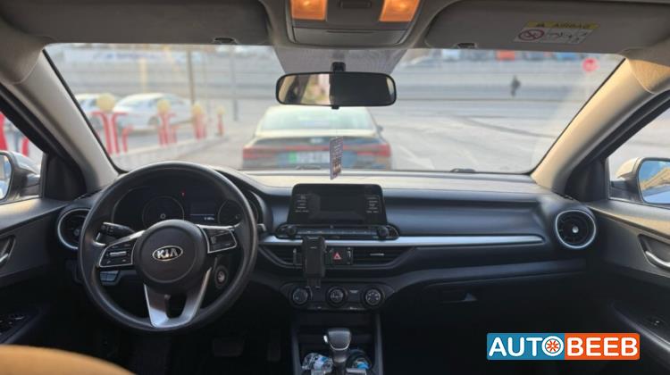 كيا سيراتو 2021