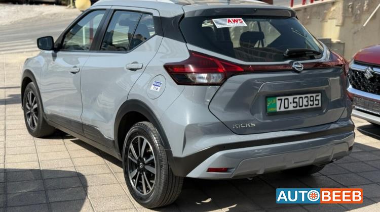 نيسان كيكس 2023