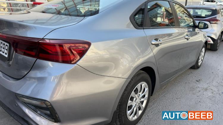 كيا سيراتو 2021