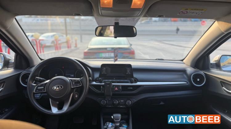 كيا سيراتو 2021