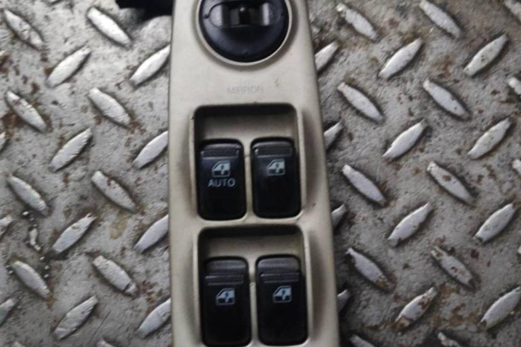 Cabin  Control buttons Hyundai Avante