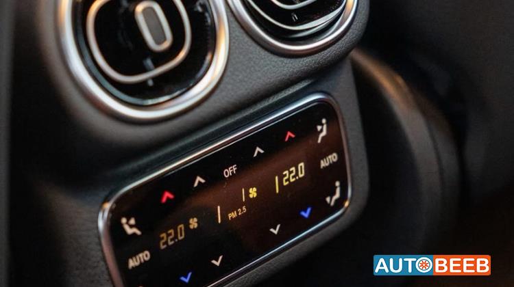 Mercedes Benz GLC200 2024