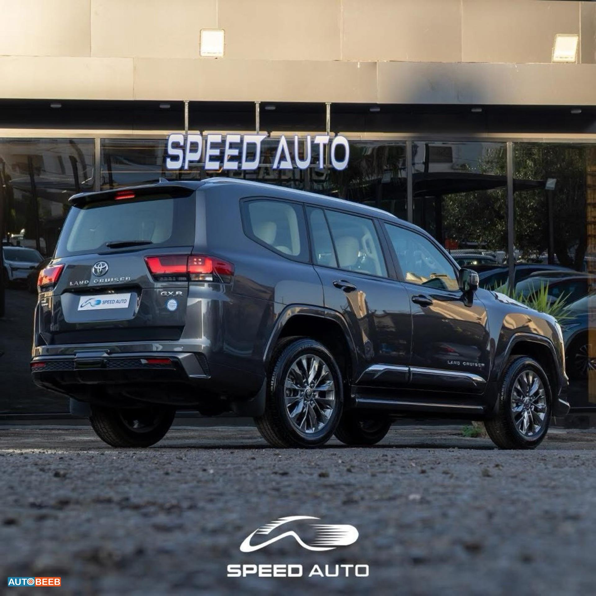 تويوتا لاندكروزر 2024