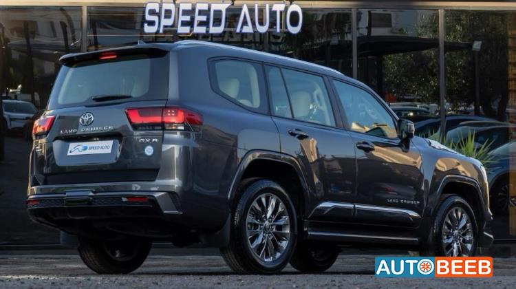 تويوتا لاندكروزر 2024