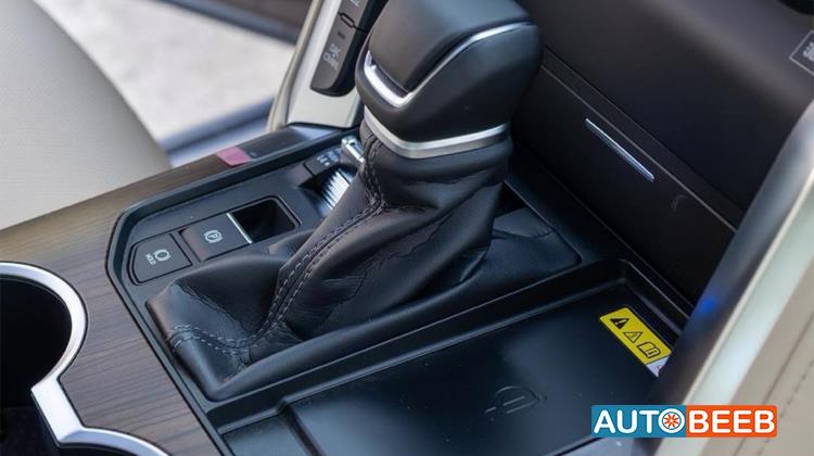 تويوتا لاندكروزر 2024