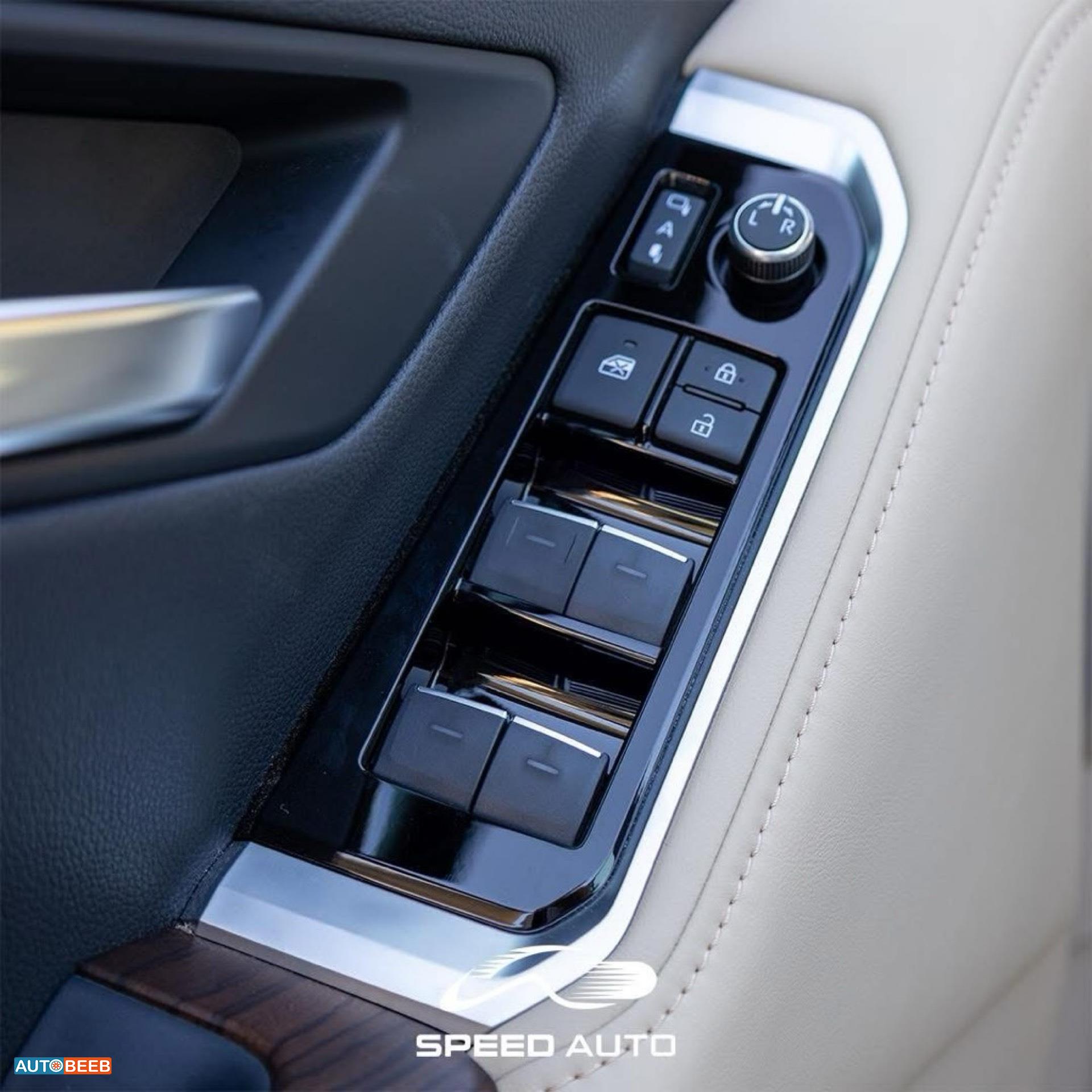 تويوتا لاندكروزر 2024