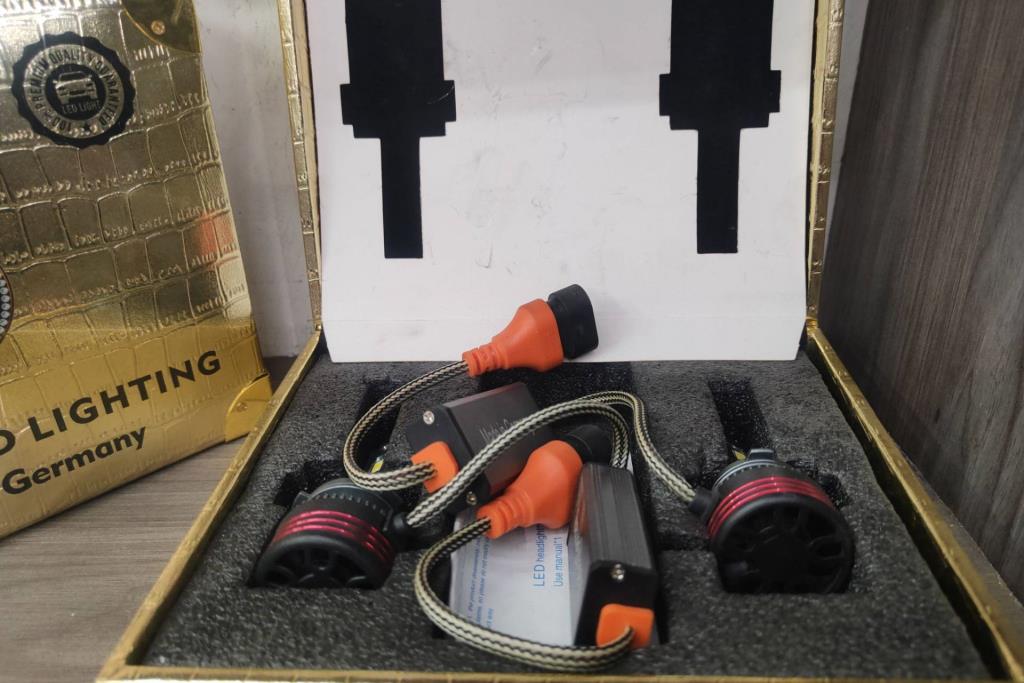 لمبات زنون جميع انواع السيارات هيونداي و كيا