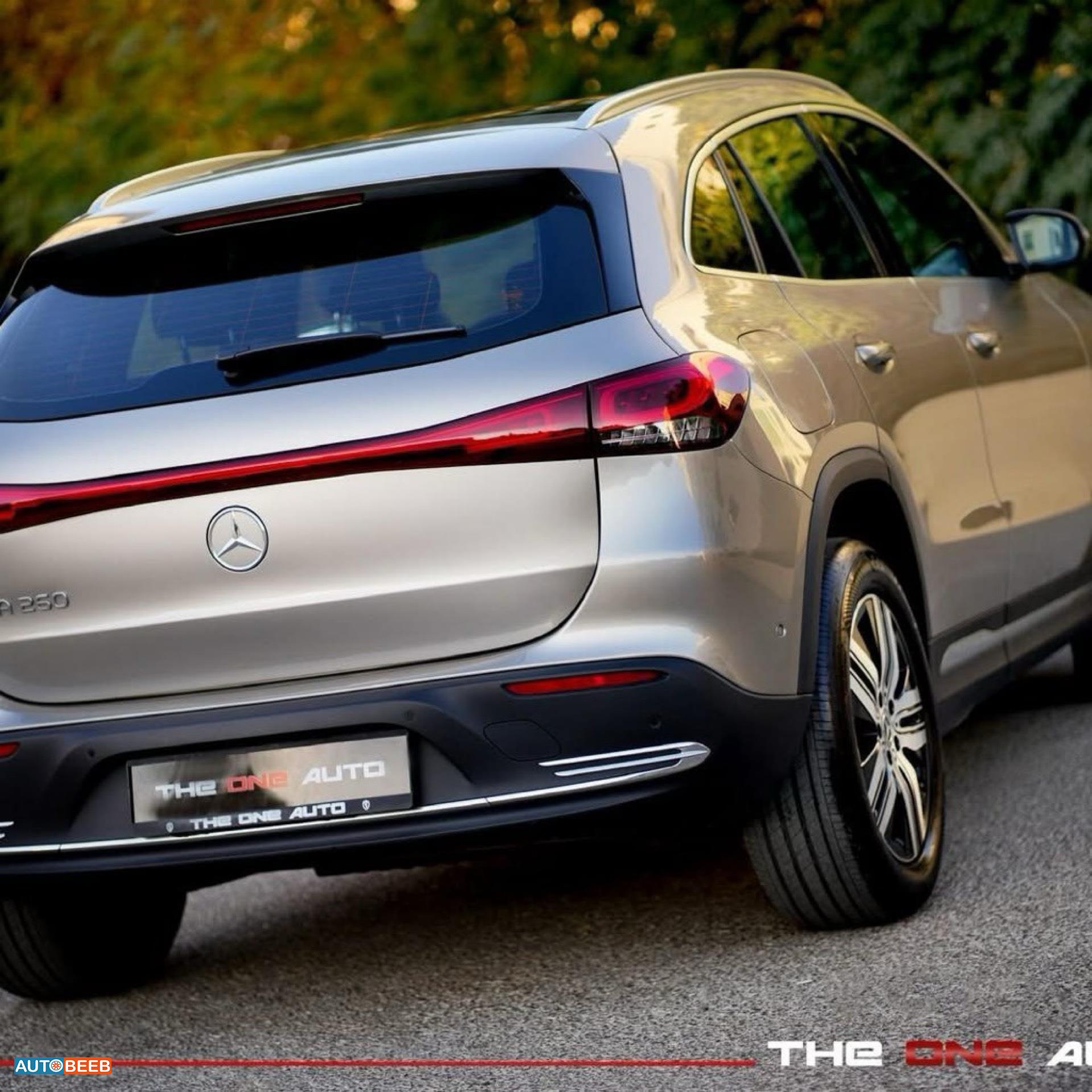 Mercedes Benz EQA260 2022
