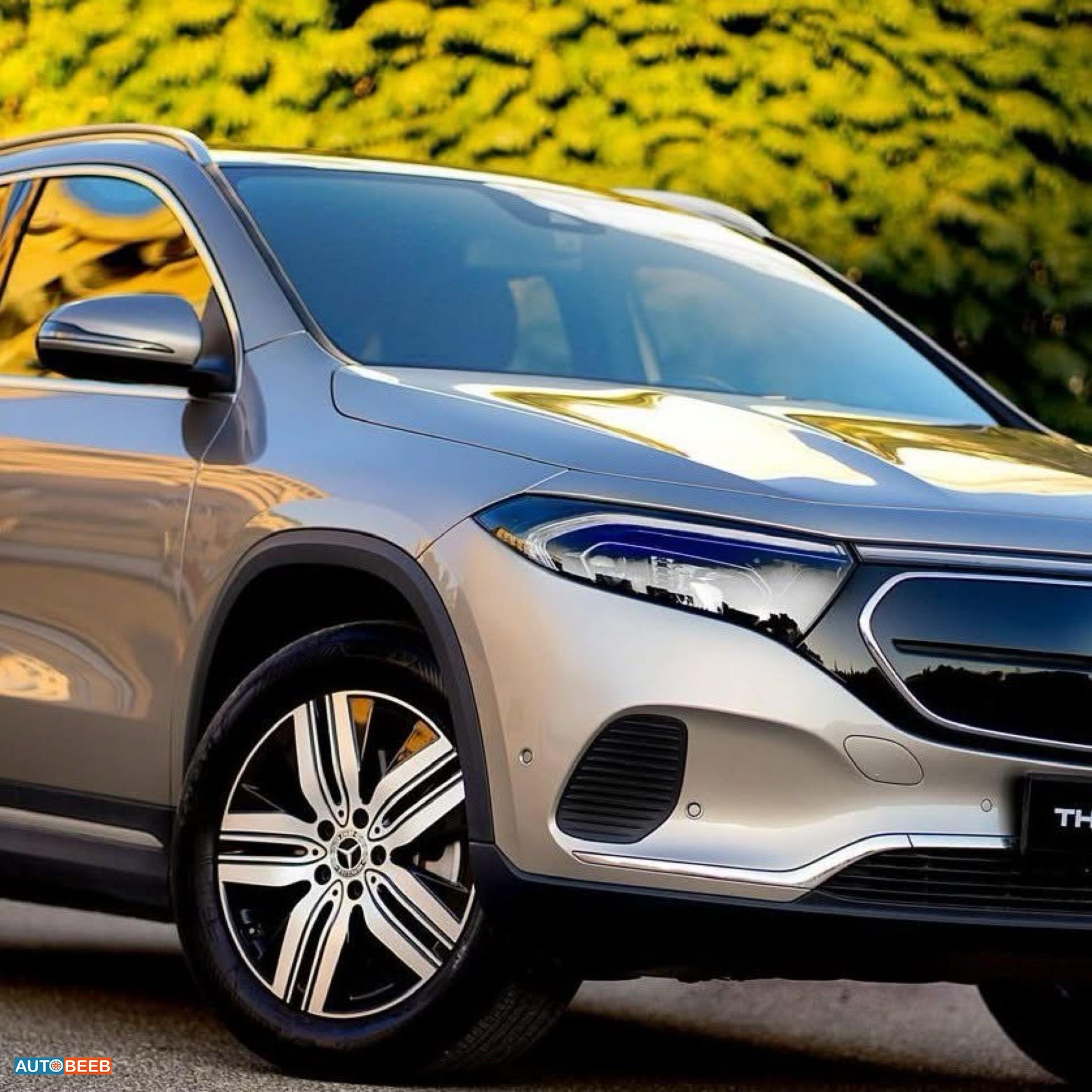 Mercedes Benz EQA260 2022
